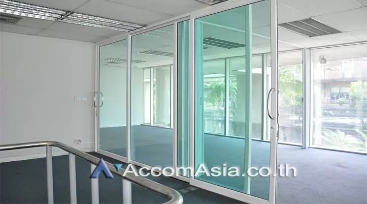 13  Office Space For Rent in Sukhumvit ,Bangkok BTS Ekkamai at 42 Tower AA10427